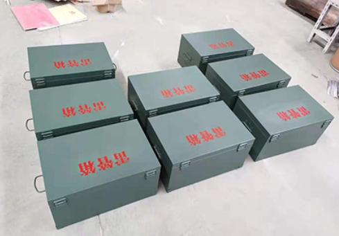 玉龙炸药箱和雷管箱一般是怎么存放的？