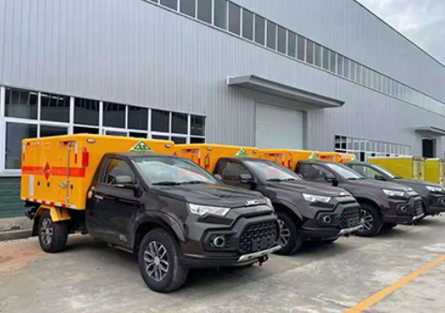 玉龙爆破器材运输车-保障安全与效率的关键